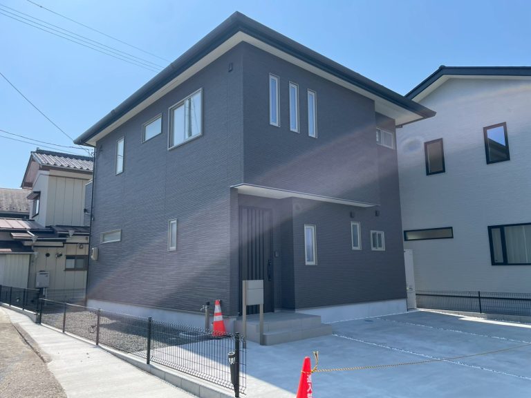 東松島市大曲堺堀 B棟