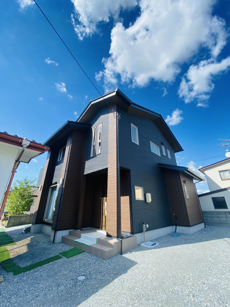 デザイン性 × 家事効率。毎日の満足度が変わる住まい。
